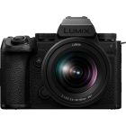Panasonic S5 II X + 20-60mm f/3.5-5.6